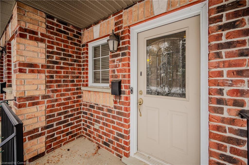 7-76 Woolwich Street Property Photo 3