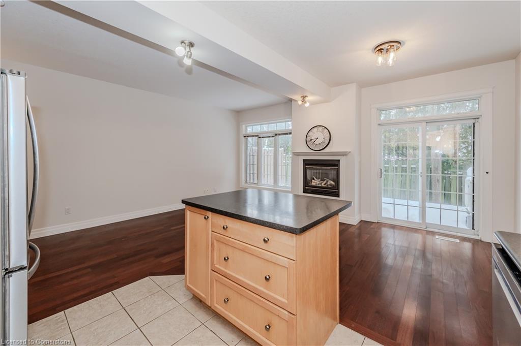 7-76 Woolwich Street Property Photo 18