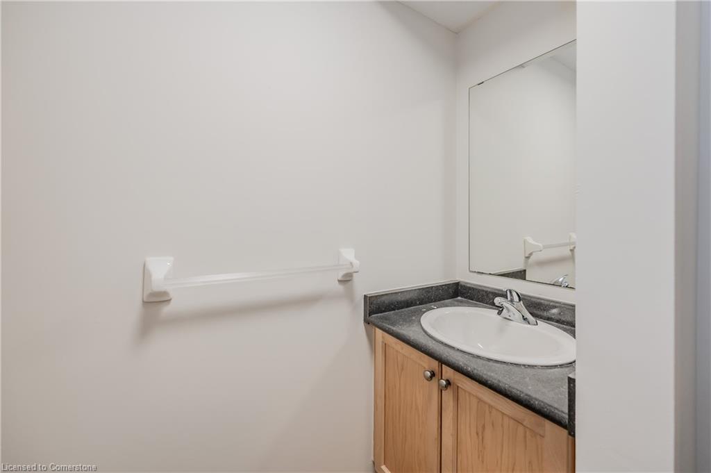 7-76 Woolwich Street Property Photo 31