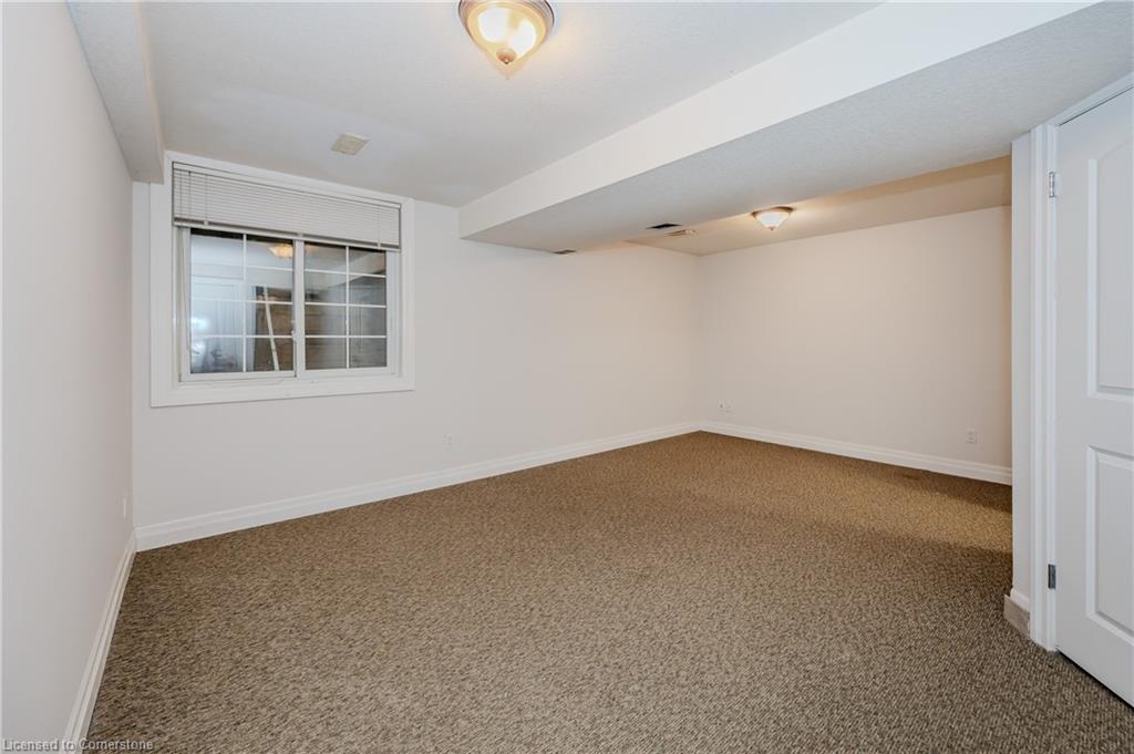 7-76 Woolwich Street Property Photo 36
