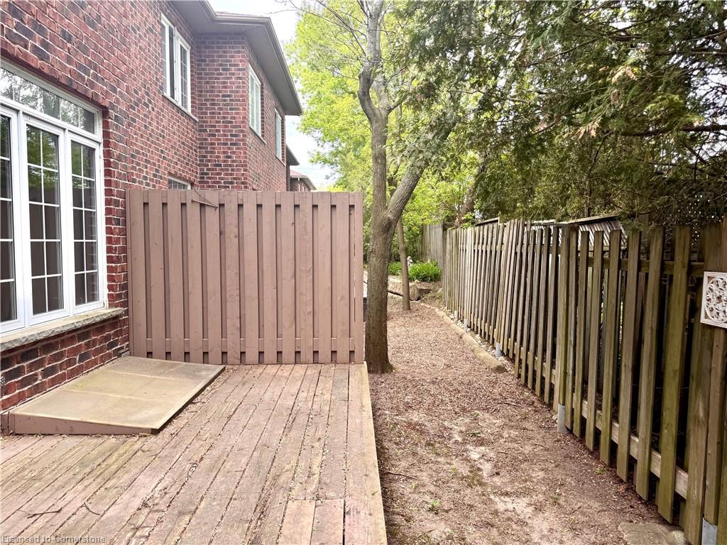 7-76 Woolwich Street Property Photo 40