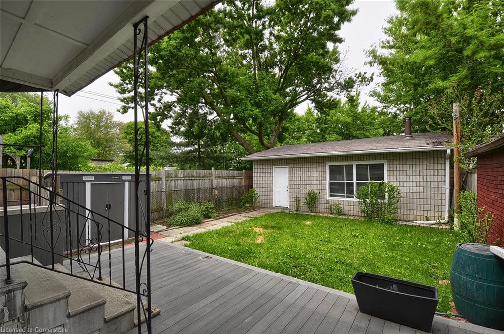 95 Ottawa Street N Property Photo 31