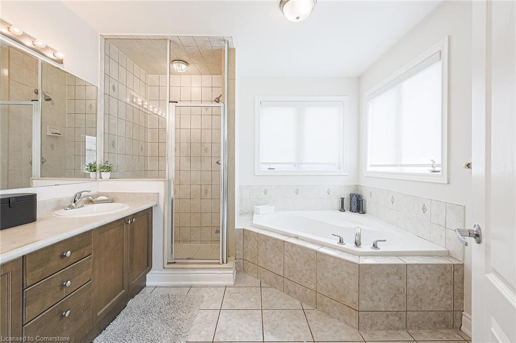 26 Saint Hubert Drive Property Photo 16