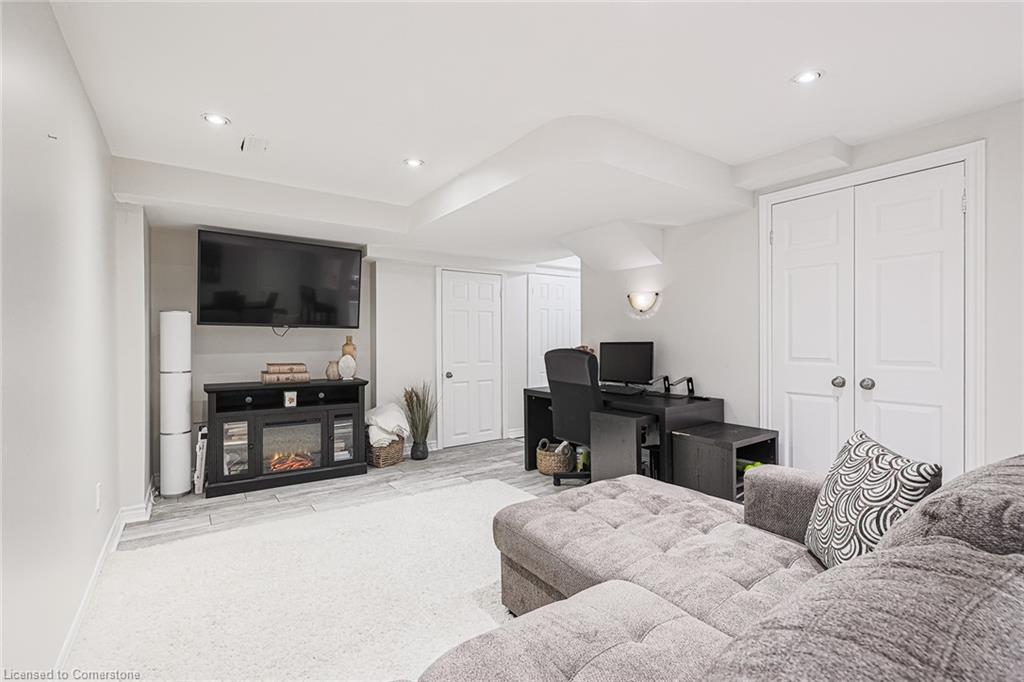26 Saint Hubert Drive Property Photo 25
