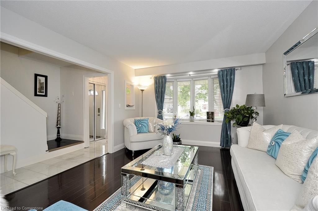 30 The Country Way Property Photo 7