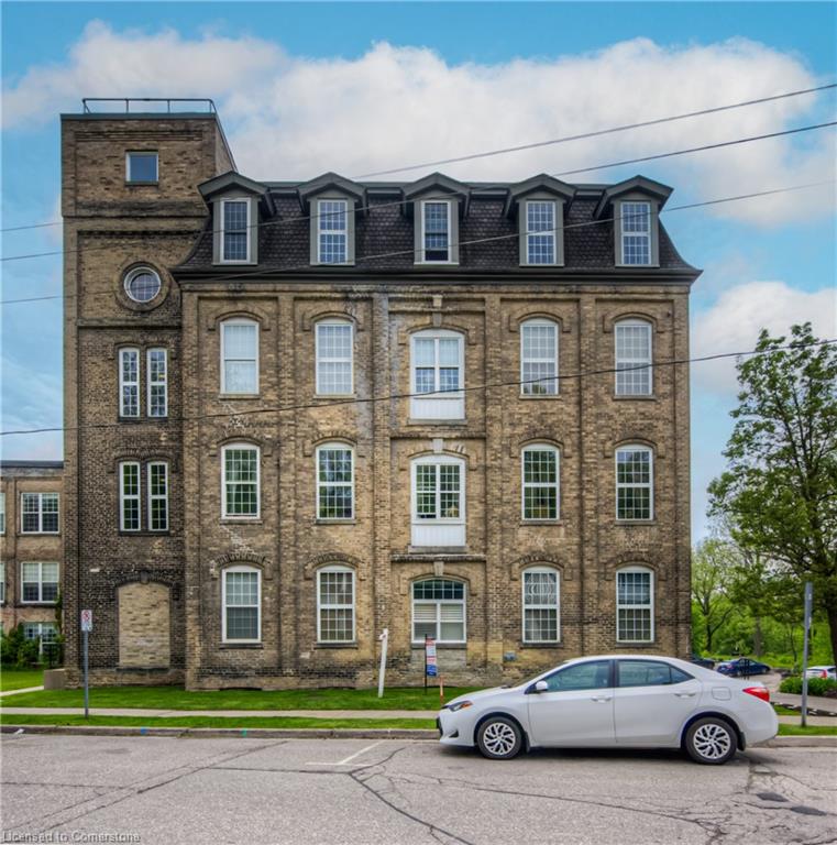 203-140 West River Street Property Photo 1
