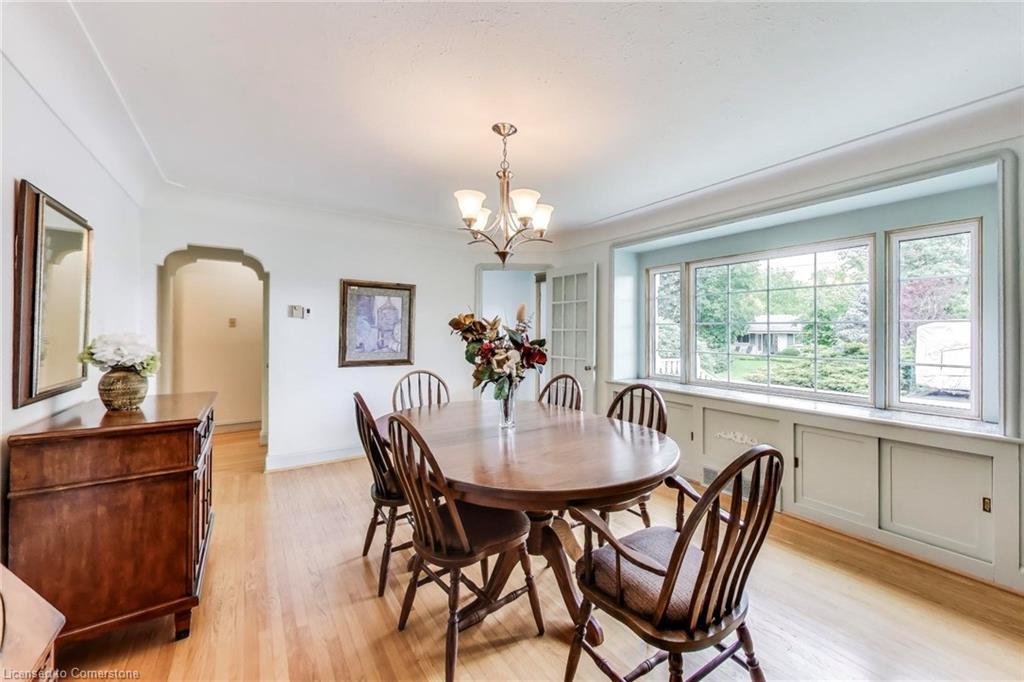 9 Avalon Avenue Property Photo 8