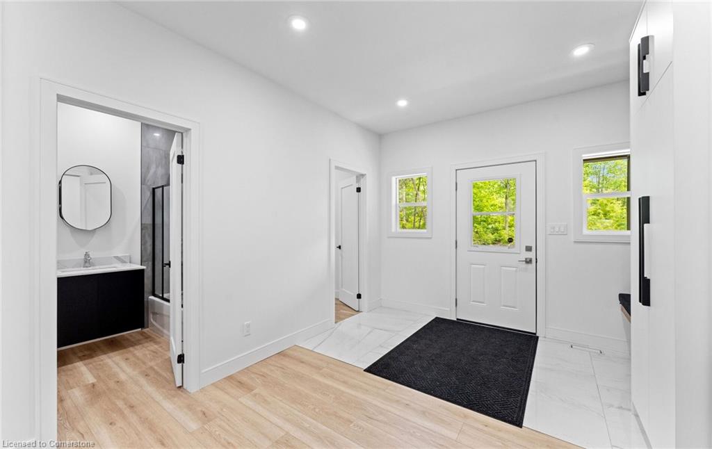 44 Sunnyshore Park Drive Property Photo 7