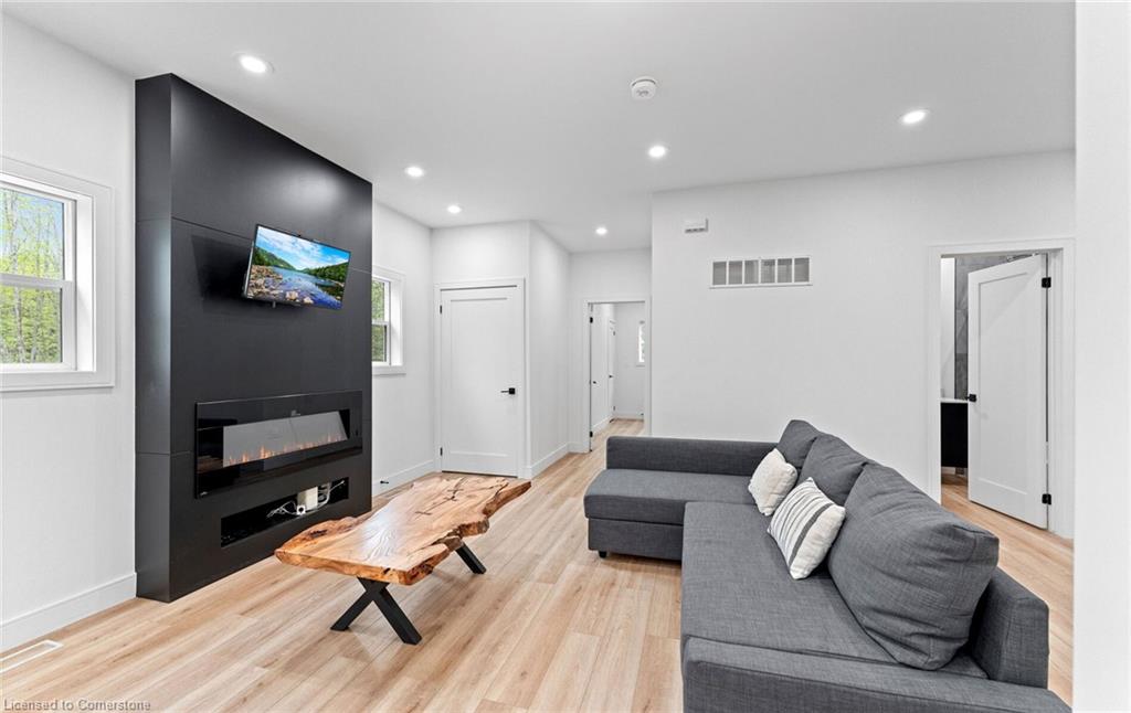44 Sunnyshore Park Drive Property Photo 10