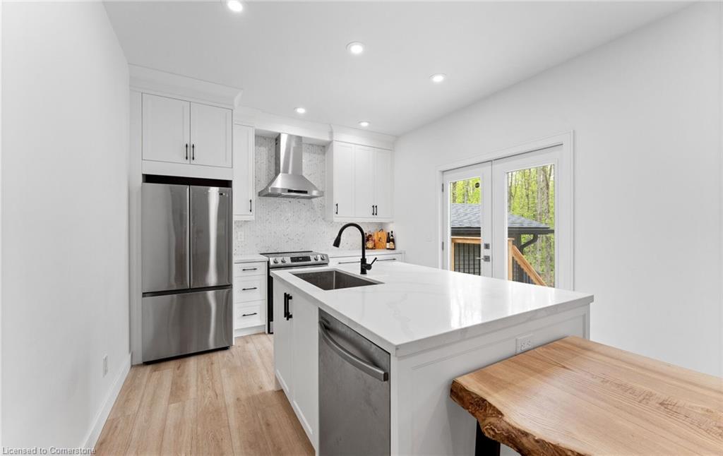 44 Sunnyshore Park Drive Property Photo 12