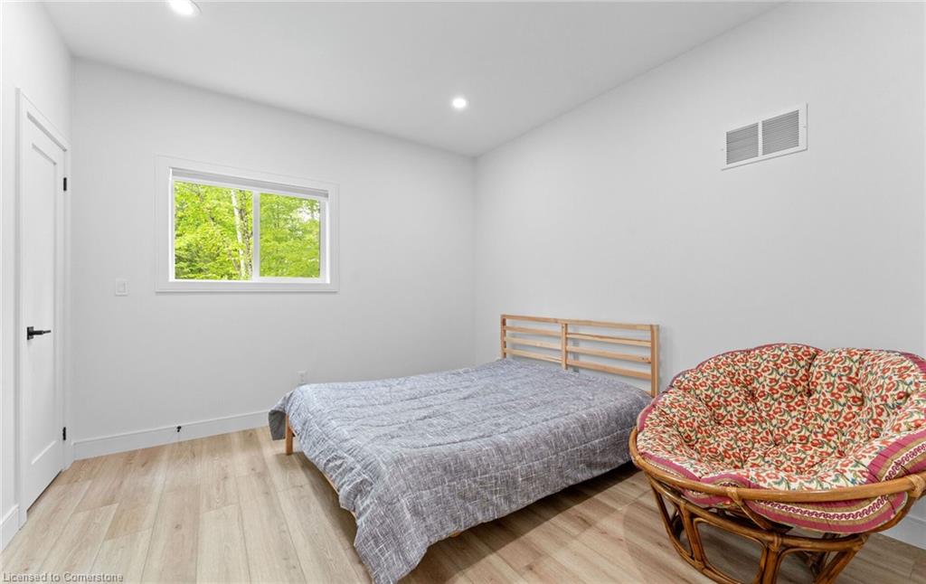 44 Sunnyshore Park Drive Property Photo 17