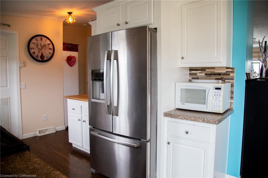 22 Cricklewood Crescent Property Photo 24