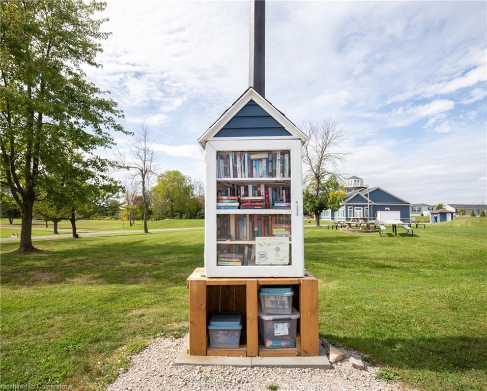 22 Cricklewood Crescent Property Photo 41