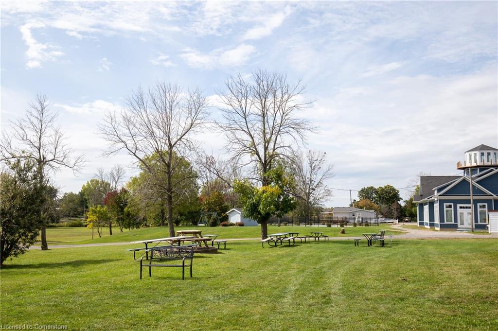 22 Cricklewood Crescent Property Photo 42