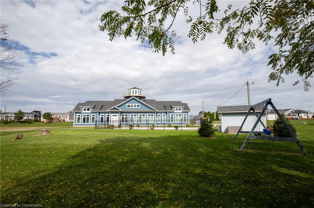 22 Cricklewood Crescent Property Photo 45