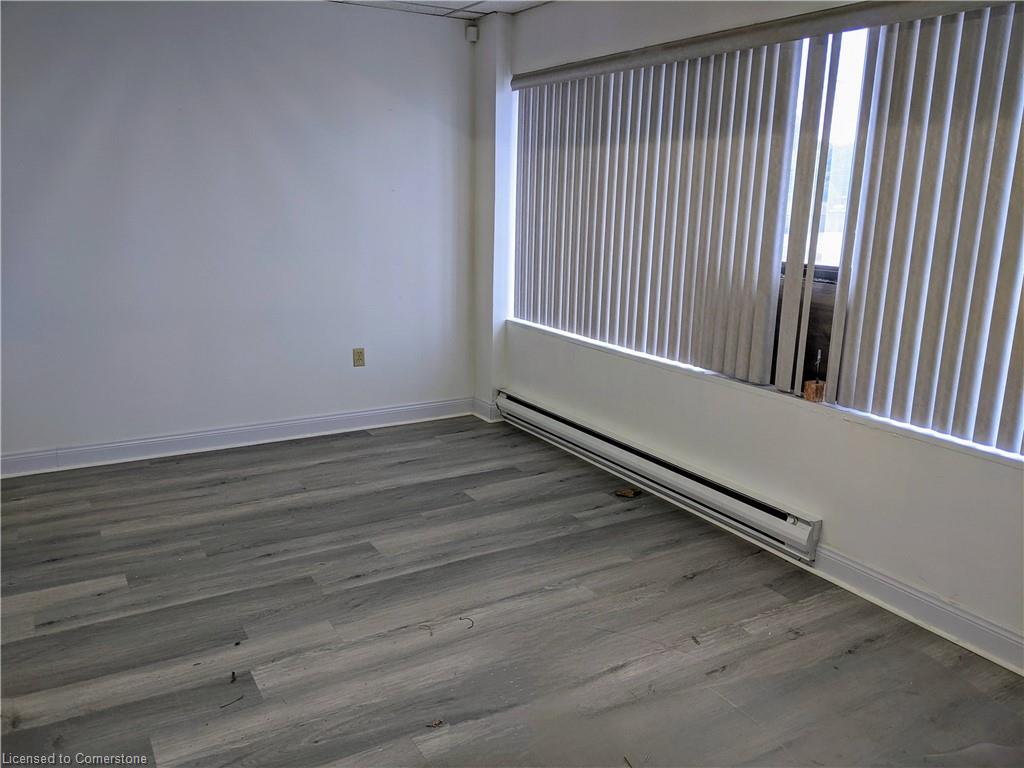 228-845 Upper James Street Property Photo 4