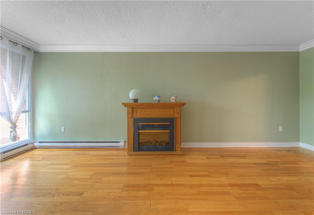 315-36 Hayhurst Road Property Photo 18