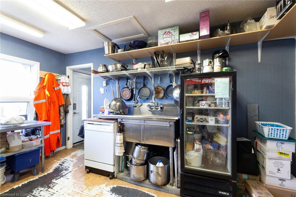 4- 531 Highway Property Photo 10