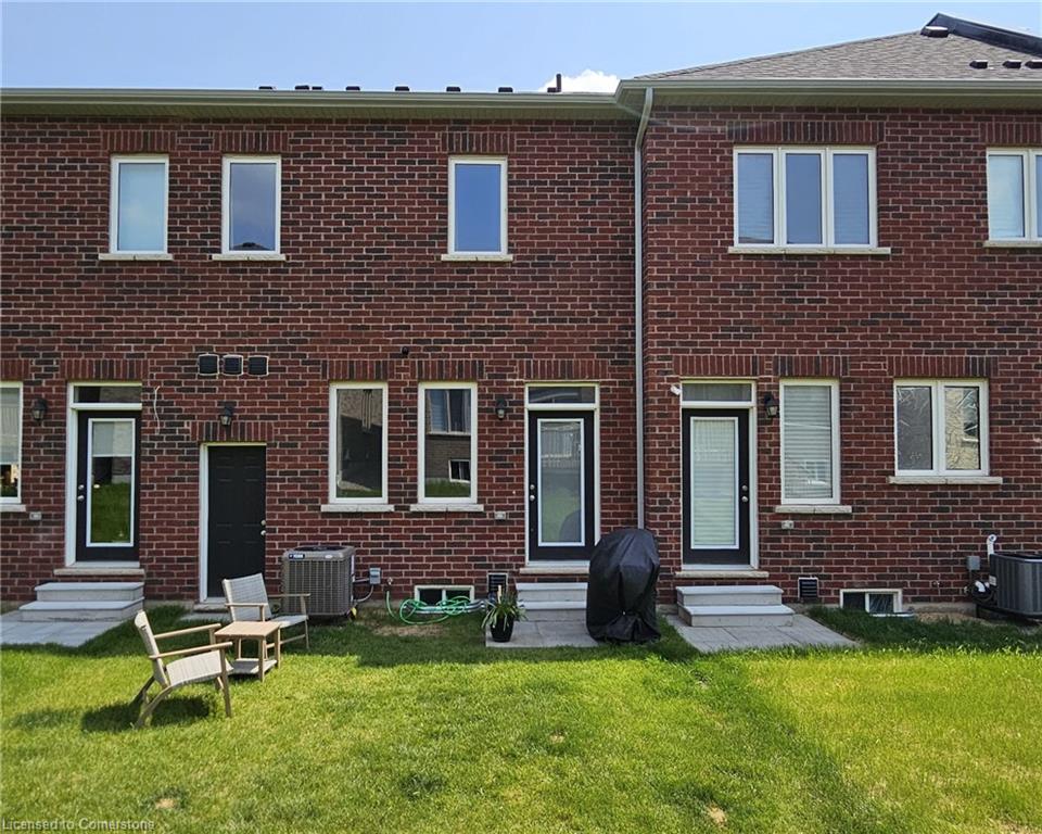 11 Gledhill Crescent Property Photo 2