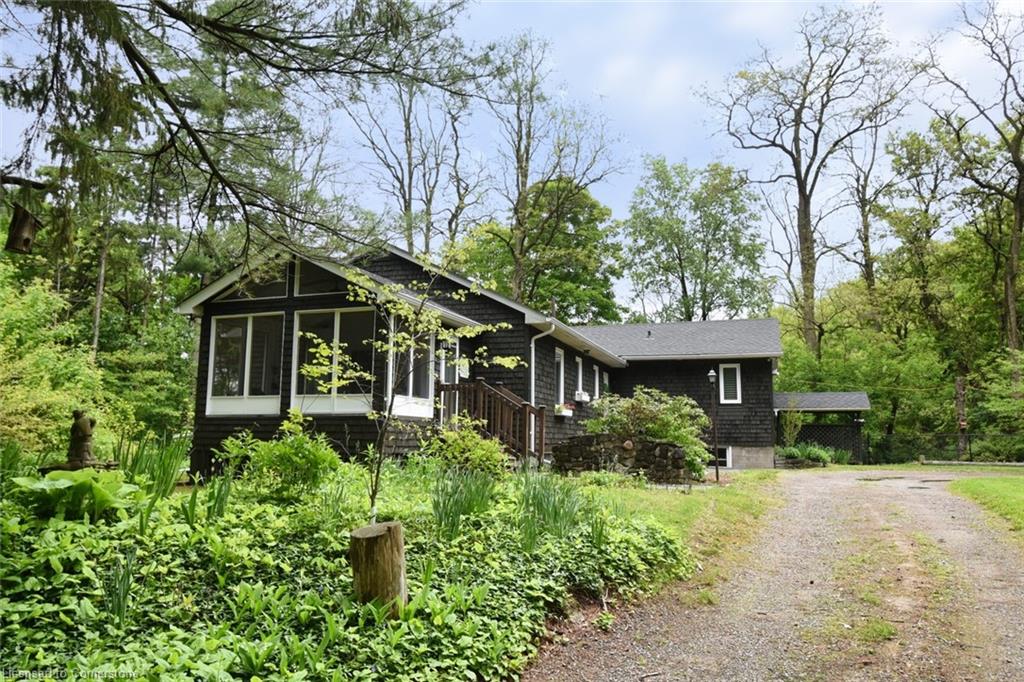 1282 Governors Road Property Photo 1