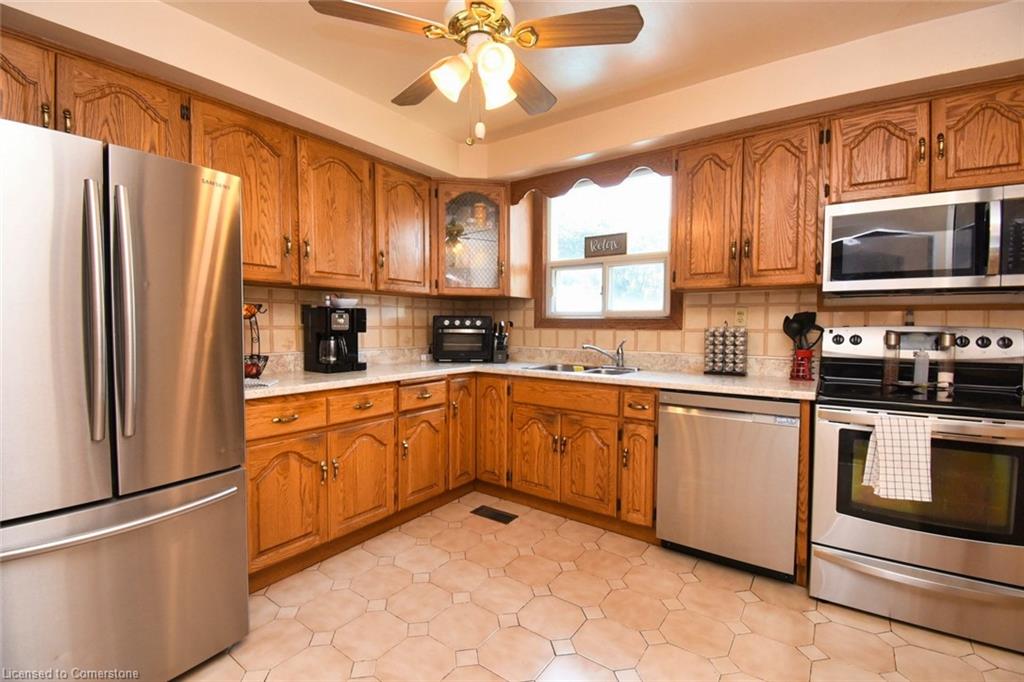 206 Crockett Street Property Photo 13