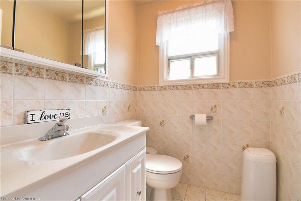 206 Crockett Street Property Photo 23