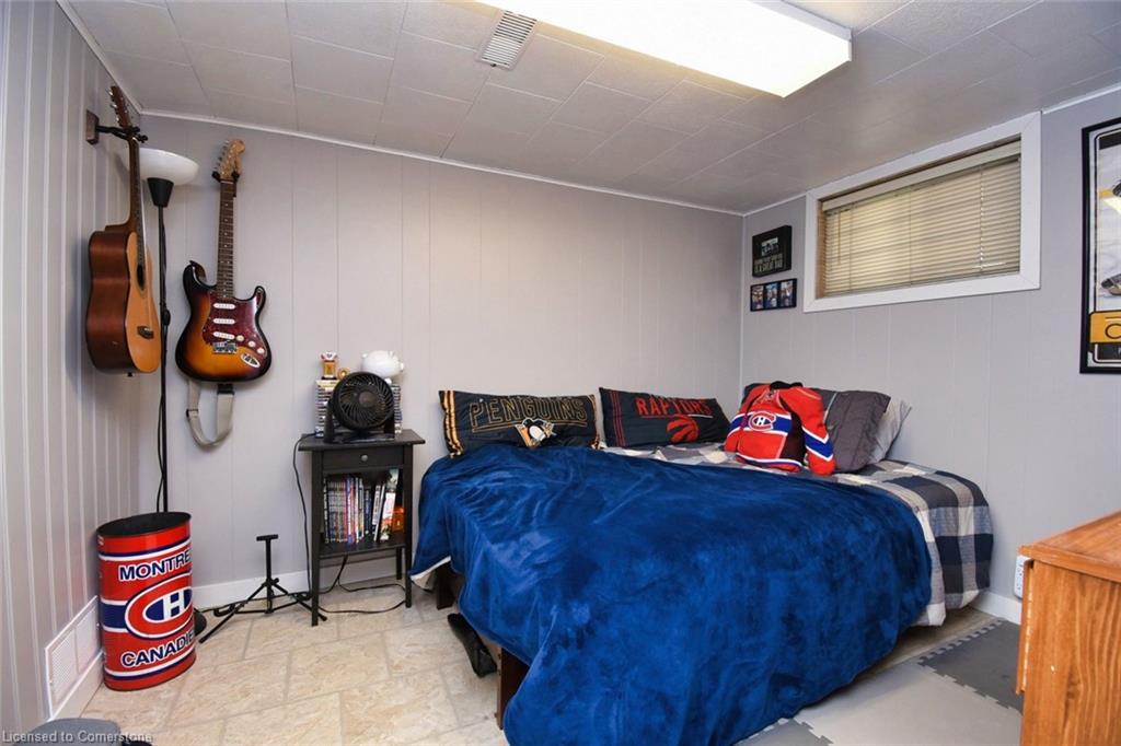 206 Crockett Street Property Photo 25