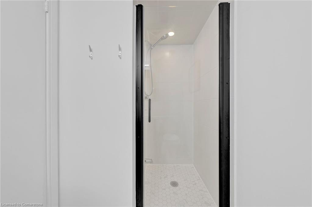 295 Village Green Square Property Photo 39