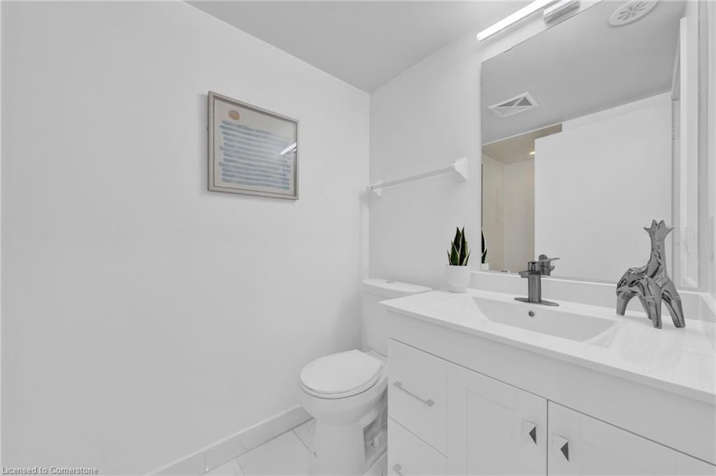295 Village Green Square Property Photo 41