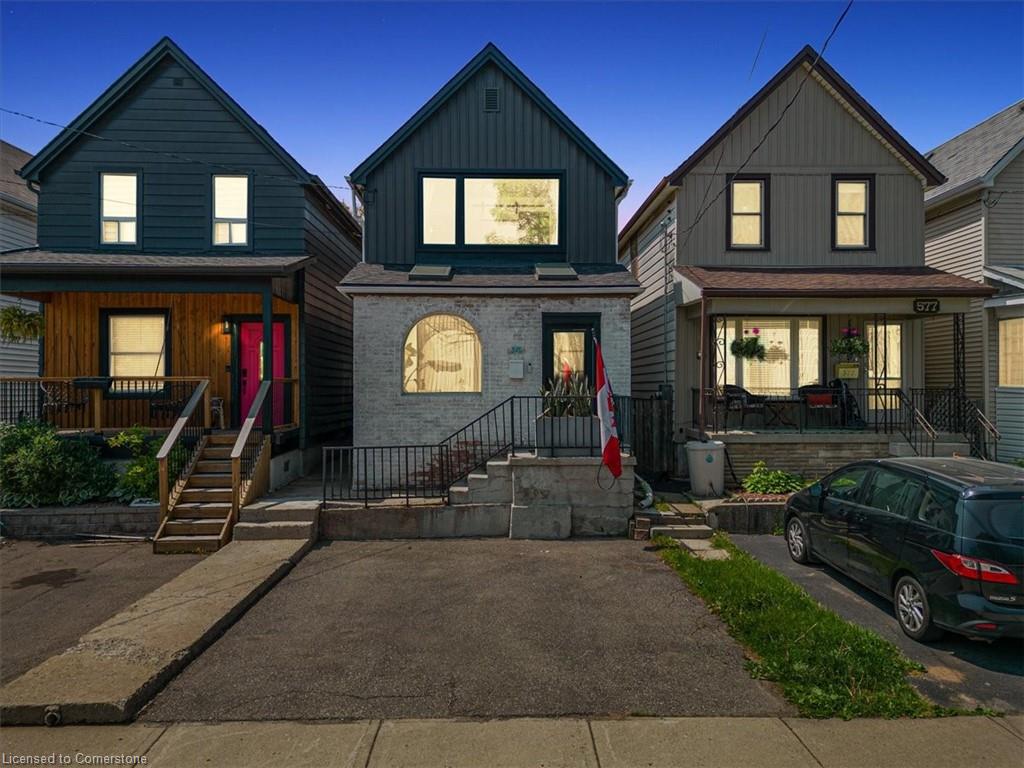 575 Mary Street Property Photo 1