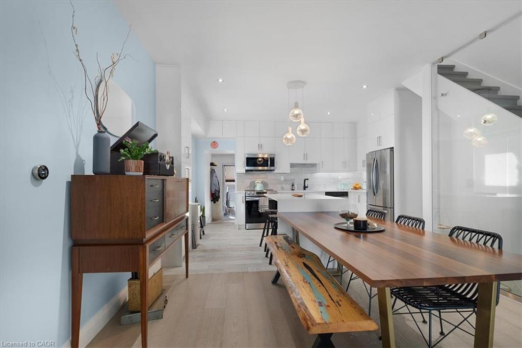 575 Mary Street Property Photo 10