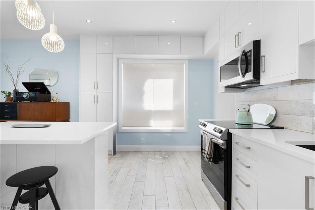 575 Mary Street Property Photo 13