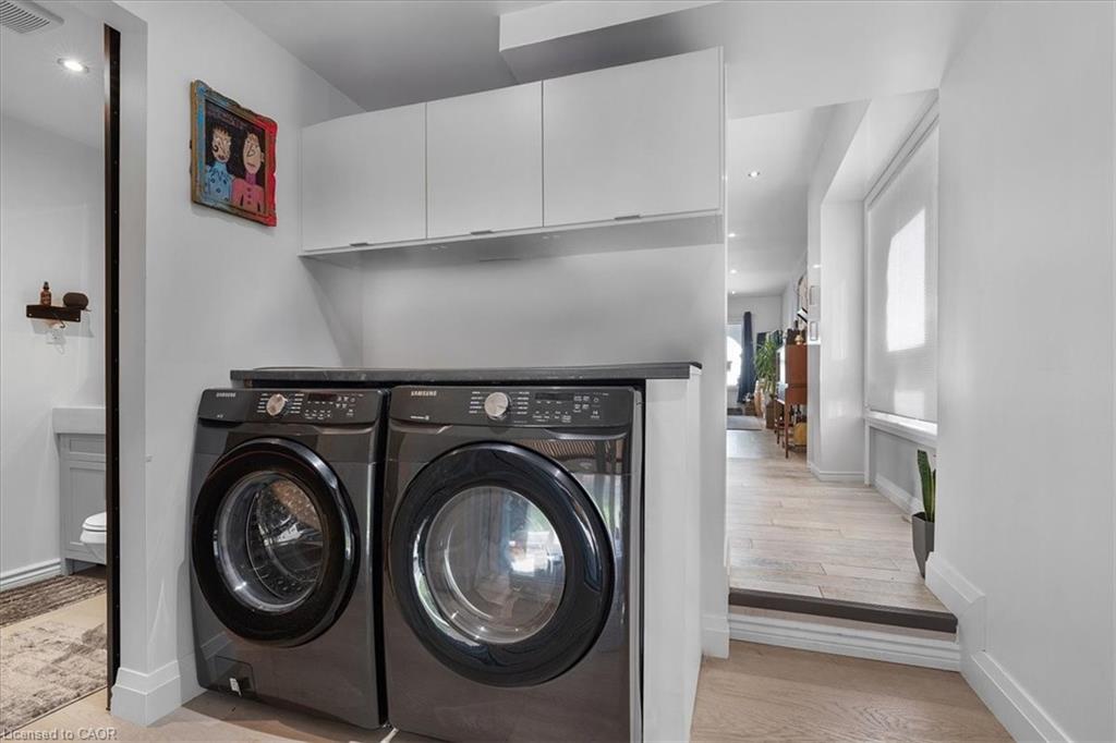 575 Mary Street Property Photo 18