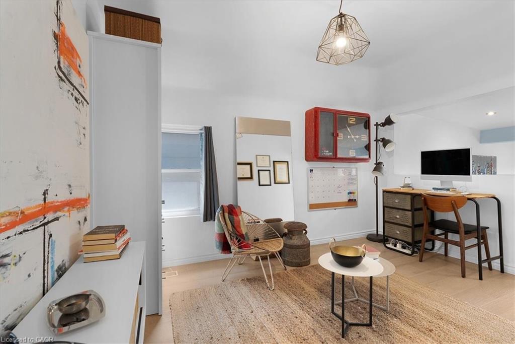 575 Mary Street Property Photo 26