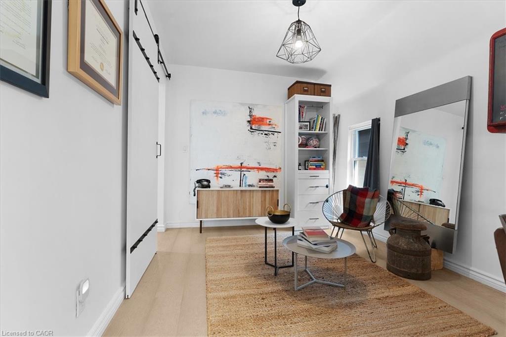 575 Mary Street Property Photo 28