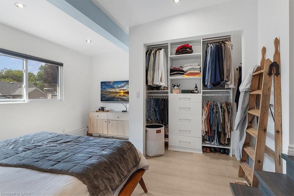 575 Mary Street Property Photo 30