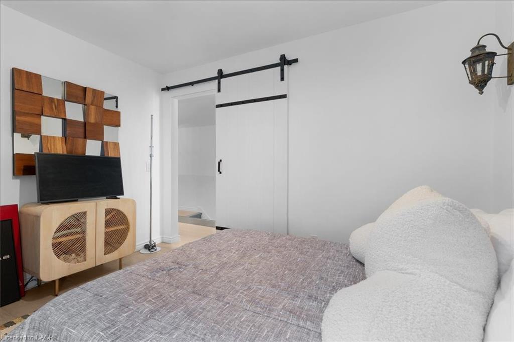 575 Mary Street Property Photo 36