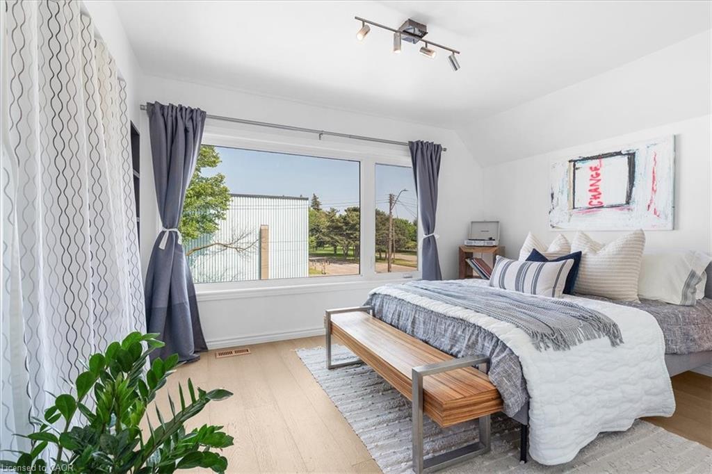 575 Mary Street Property Photo 38