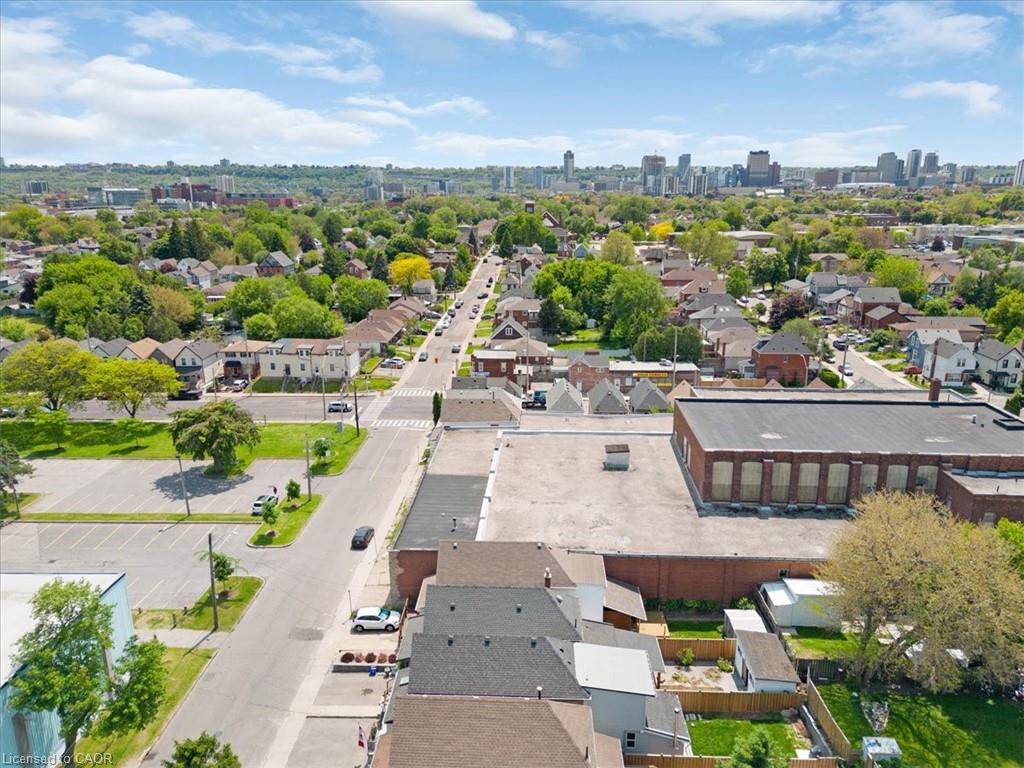 575 Mary Street Property Photo 45