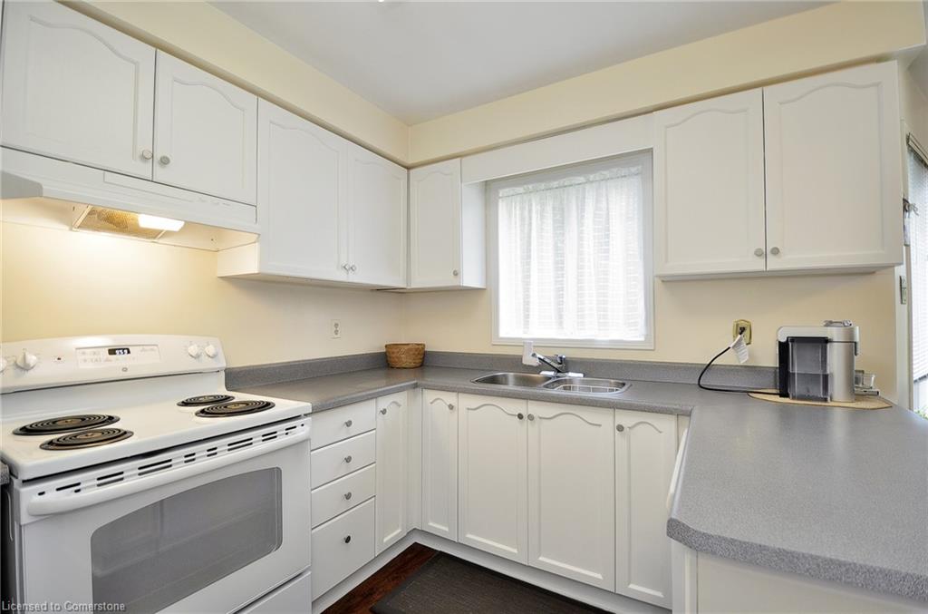 61 Harwood Road Property Photo 15