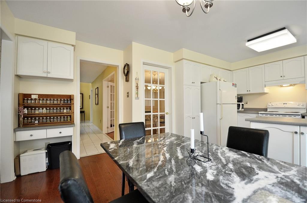 61 Harwood Road Property Photo 19