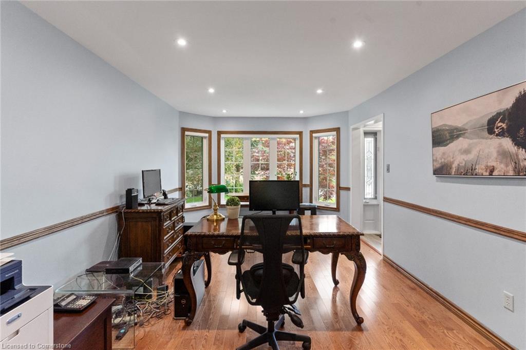 3856 Trelawny Circle Property Photo 13