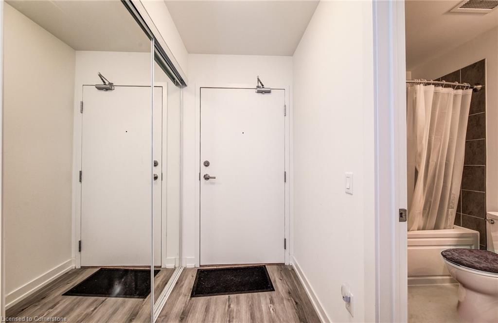 309-247 Northfield Drive E Property Photo 7