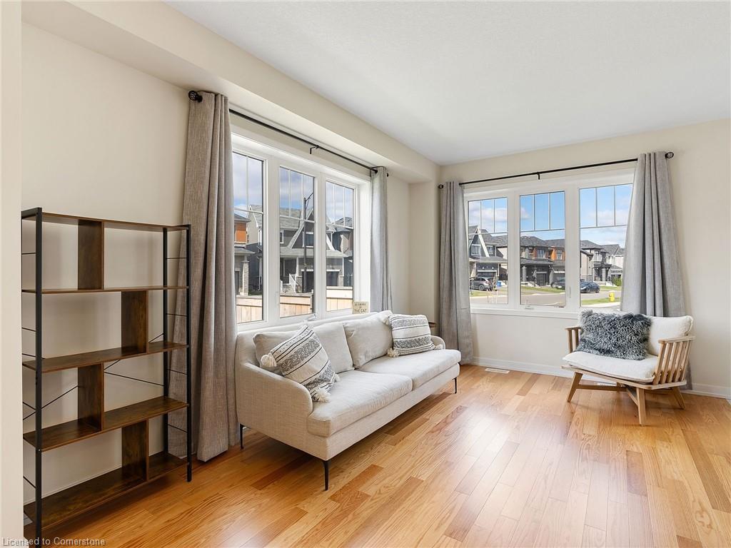 170 Whithorn Crescent Property Photo 14