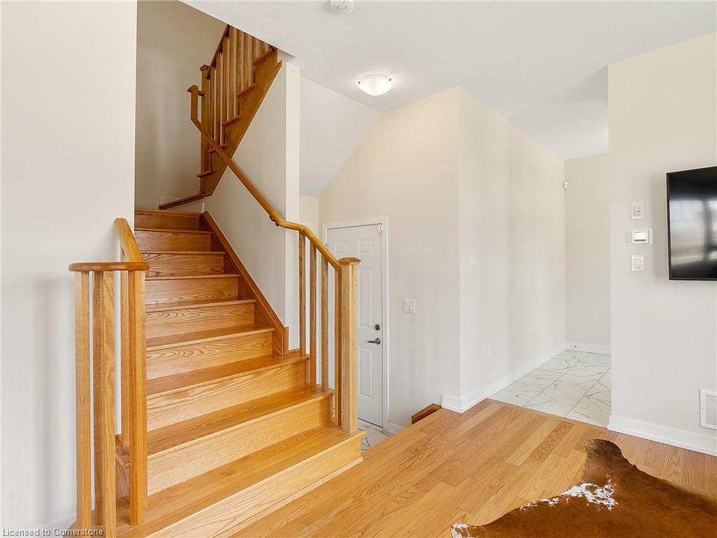 170 Whithorn Crescent Property Photo 23