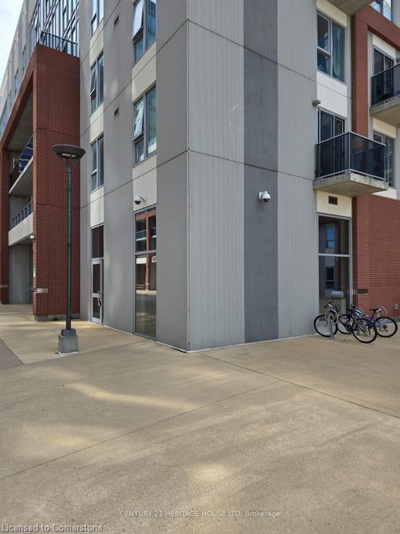 215-130 Columbia Street W Property Photo 1