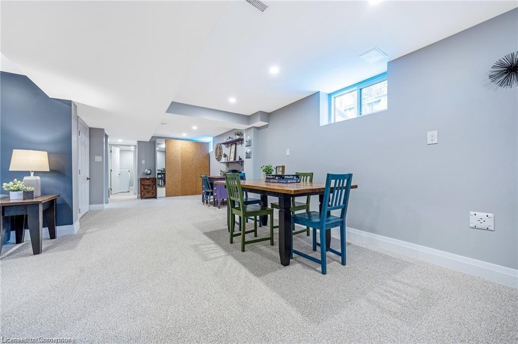 390 Woodward Avenue Property Photo 30