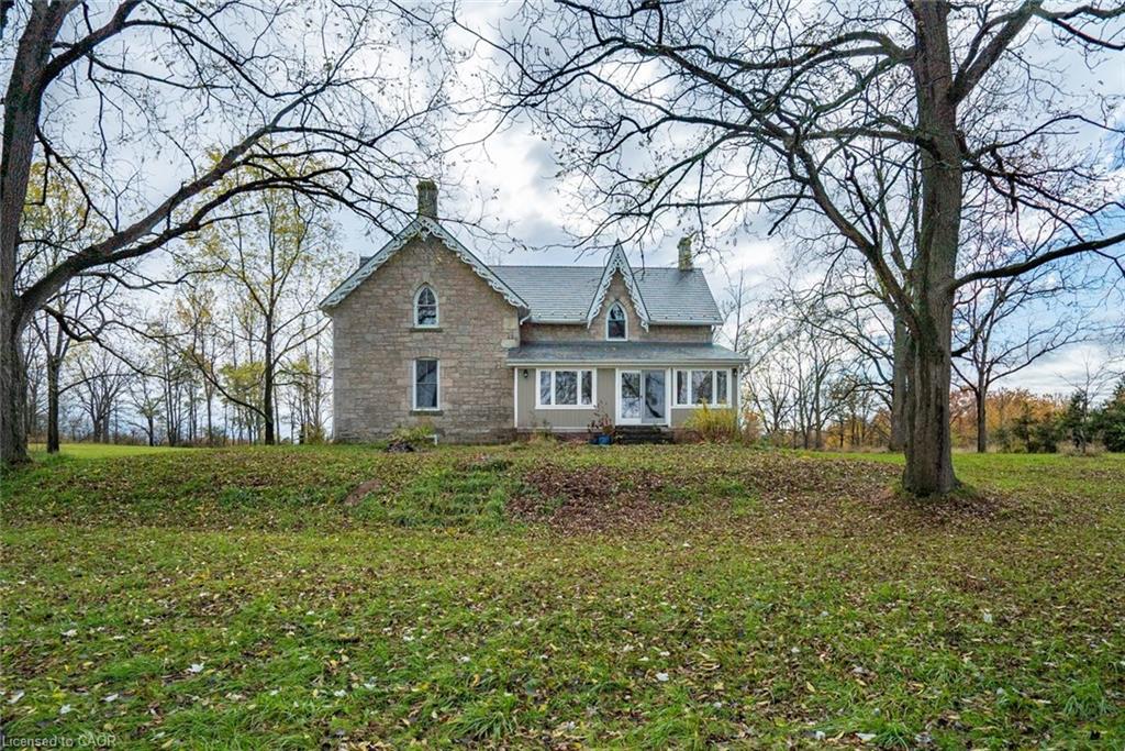 1172 8th Concession Road W Property Photo 4