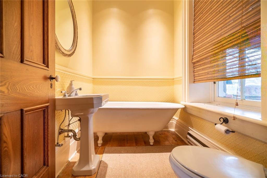 1172 8th Concession Road W Property Photo 18