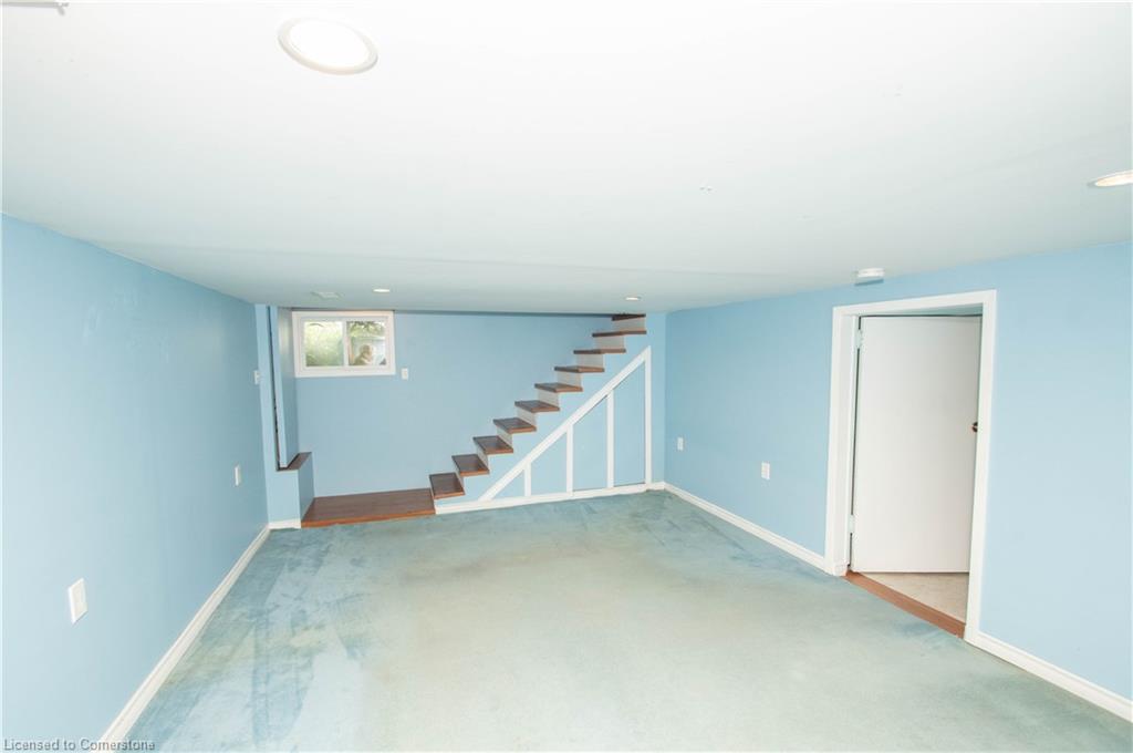 177 Owen Street Property Photo 12